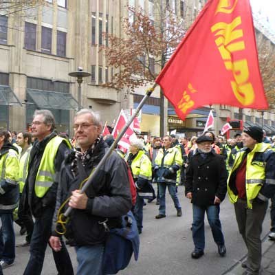 Elbvertiefung oder Arbeitsplätze – Hafenarbeiter sollen in eine Zwickmühle geführt werden!