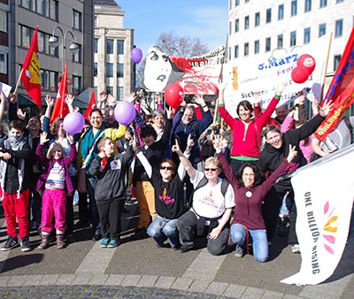 Am 8. März gehörte die Straße der kämpferischen Frauenbewegung