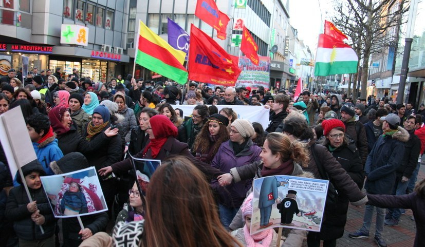 Millionen feierten Newroz und gingen weltweit auf die Straße für Efrîn