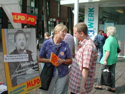 infostand.jpg