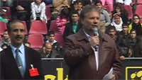 2010: Stefan Engel spricht auf kurdischem Festival in Köln gegen das Verbot der PKK